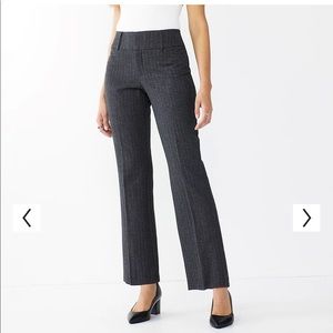 NWOT | Women's Nine West Midrise Tummy Control Bootcut Pant | Size 16